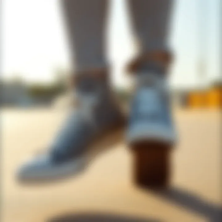 Styling Options with Grey Converse Sneakers Fashionable outfit paired with grey Converse sneakers